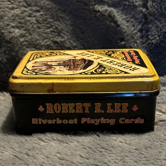 Vintage Collectible Tin Robert E. Lee Riverboat With Playing Cards Numbered 1333 - Picture 3 of 9